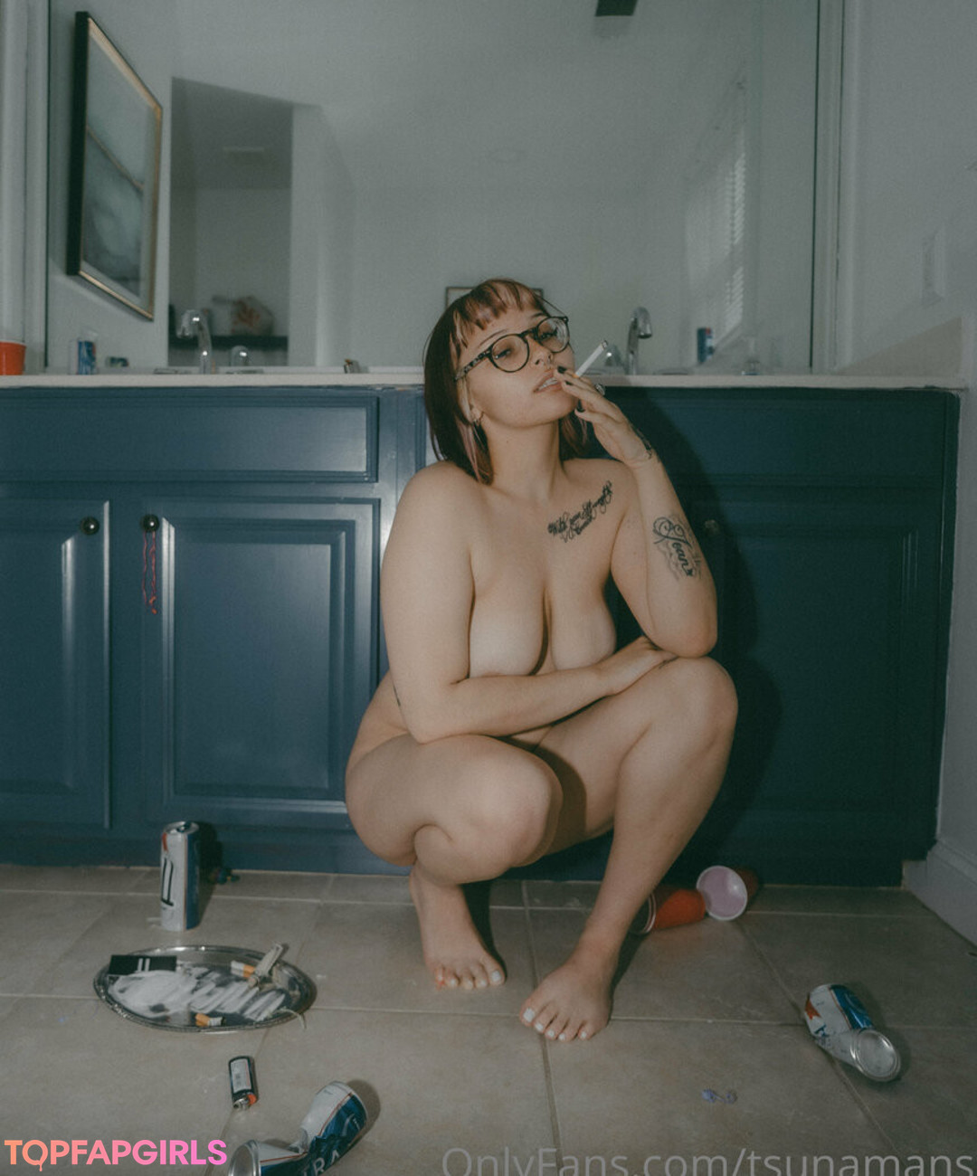 tsunamans pornstar nude photo