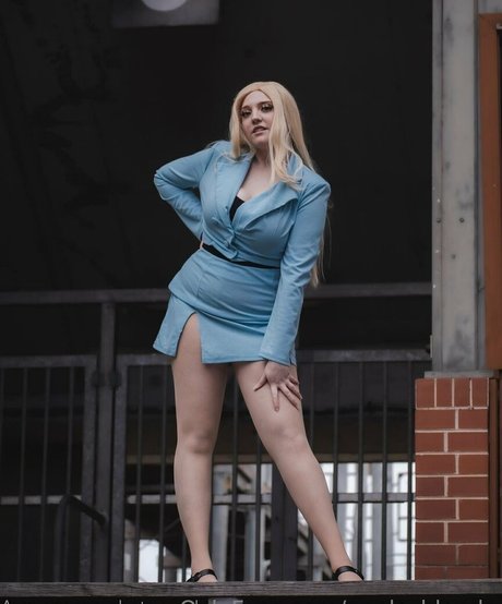 apple blonde model nice archive