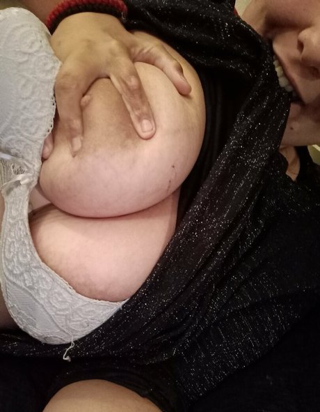 mocnakorusia sexy pornstar picture