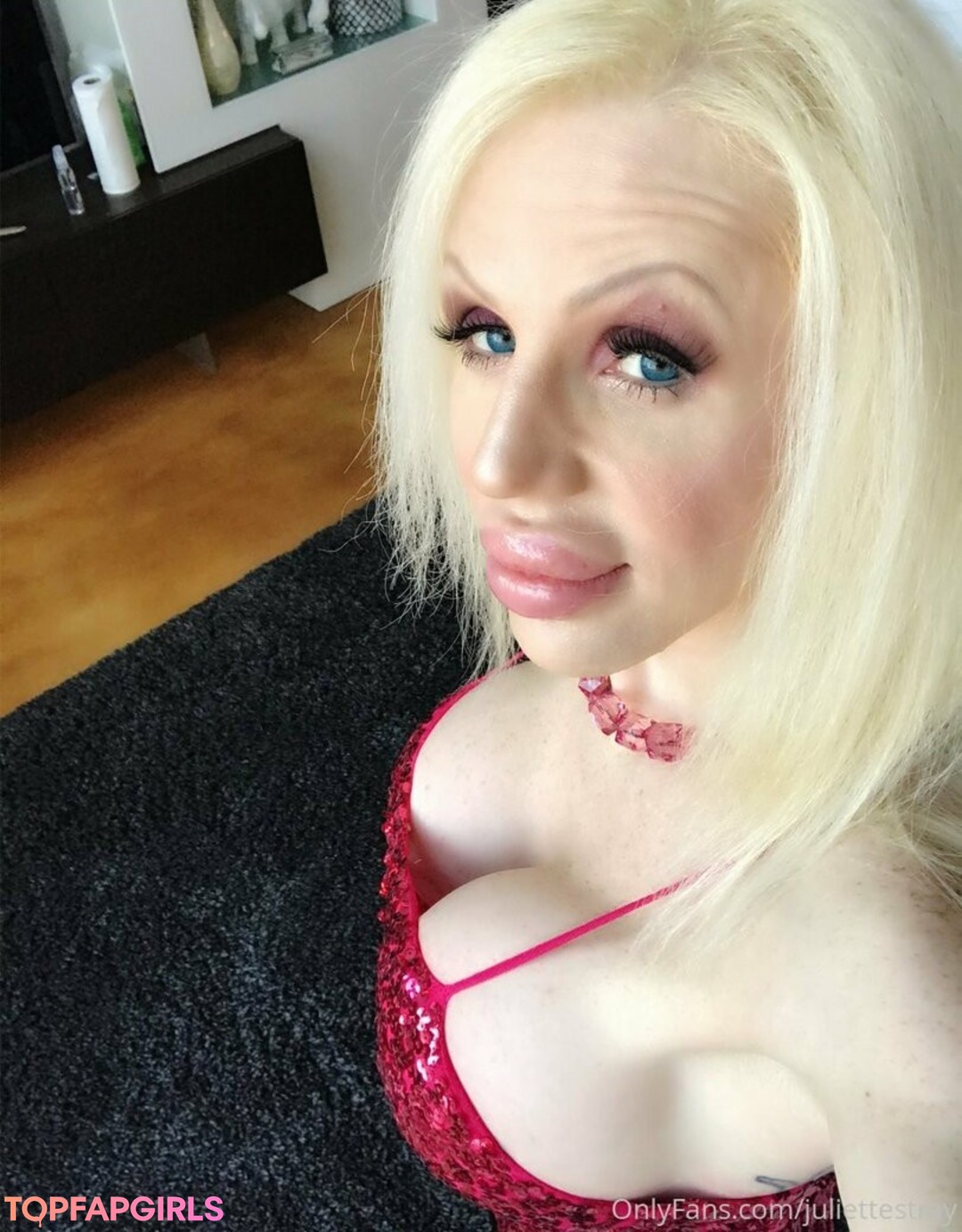 juliettestray nudes actress img