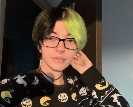 erasedweeaboo free exclusive actress photo