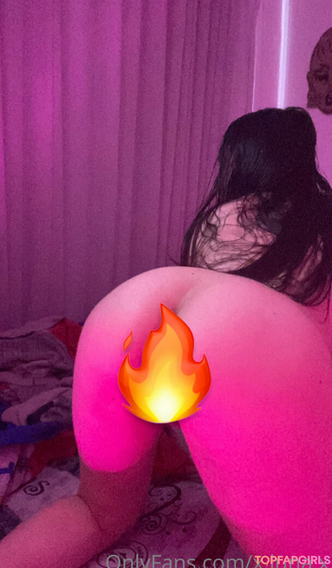 x luna x porn model archive