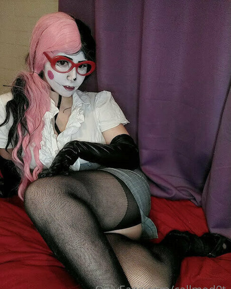 callmed0t model pornographic pic