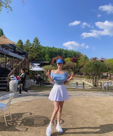 stepdaughter onlyfans sexy nudes photo