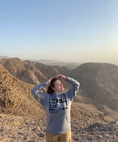 Sasha Shtern star hd galleries