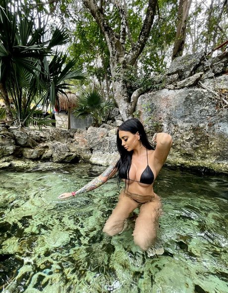 busty teen onlyfans best pictures