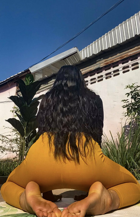 redhead threesome onlyfans free naked pictures