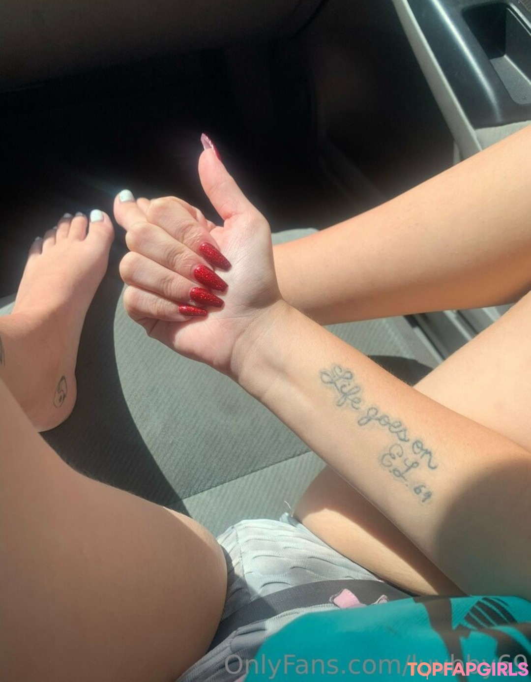 luvbby69 pornstar nude image