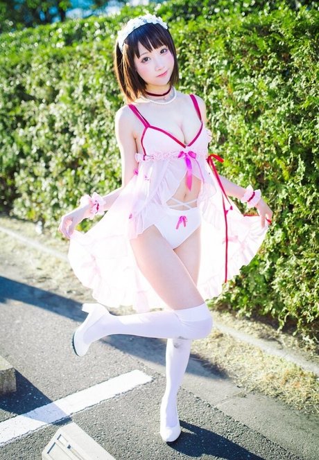 SeeU Cosplay model galleries