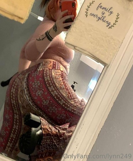 lynn249 pornographic model images