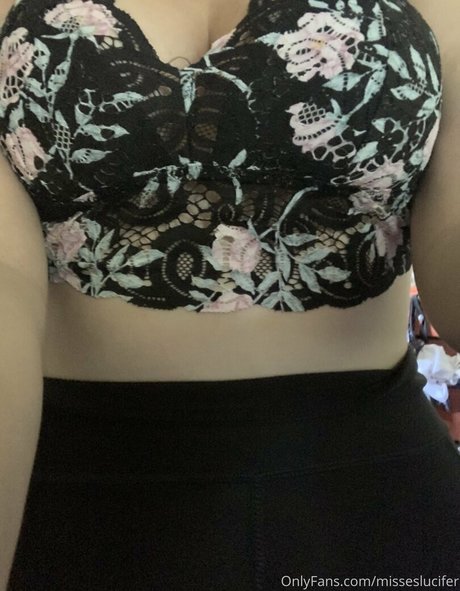 french mature onlyfans top image