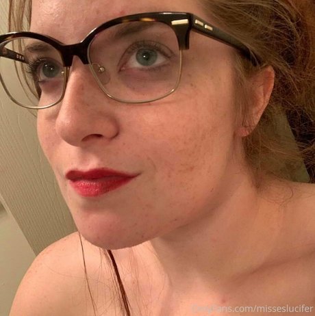 skinny blonde milf onlyfans art naked pic