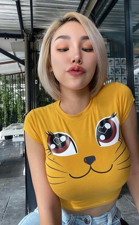 chaly xx pretty pornstar images