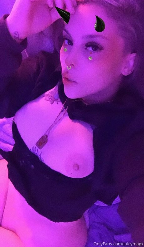 blonde midget onlyfans porno pic