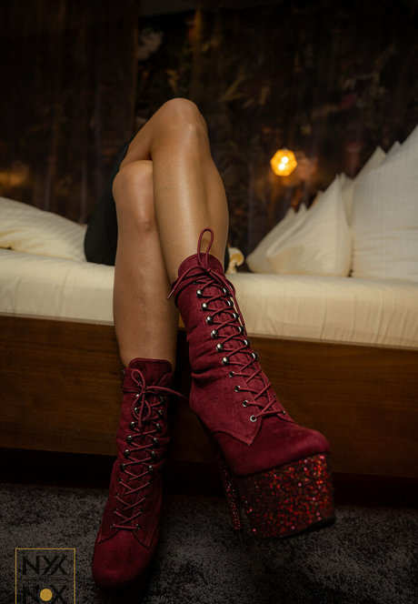 nyxornox erotic pornstar photo