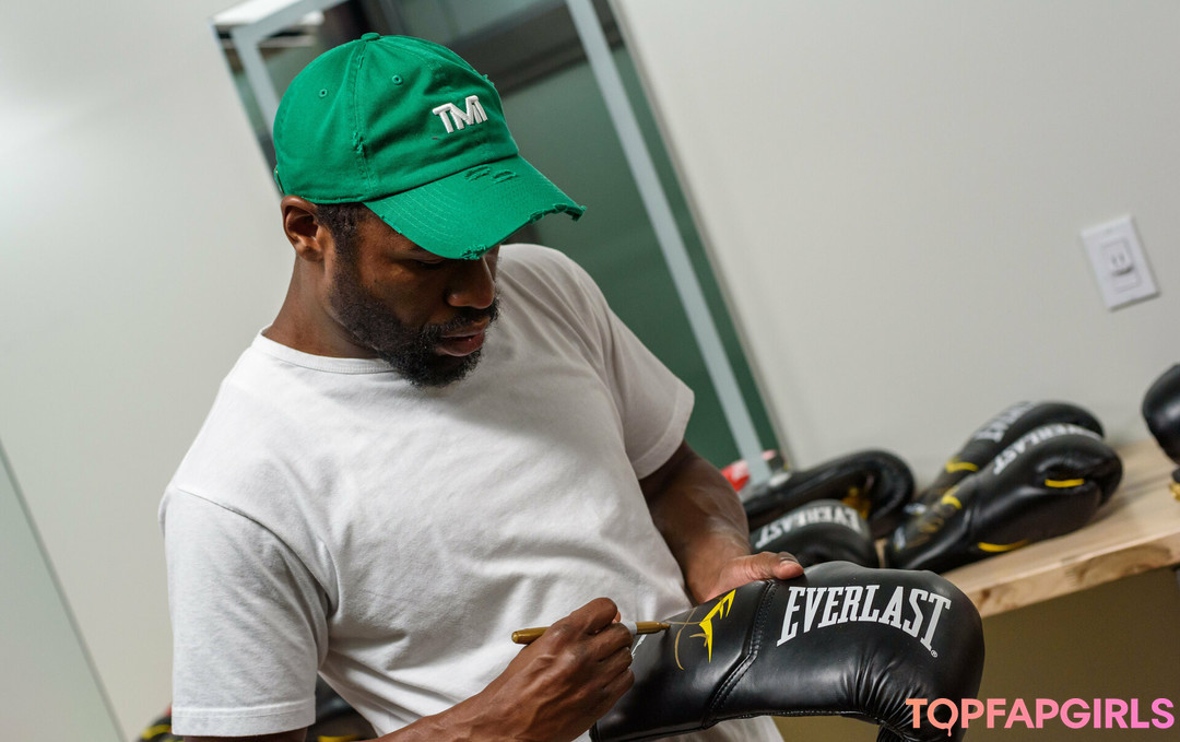 floydmayweather sexy actress image