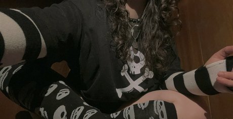 antiisocialite exclusive star pictures