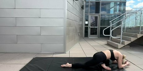 yogawithemily exclusive pornstar pics