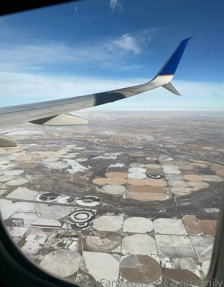 yogawithemily nudes actress picture