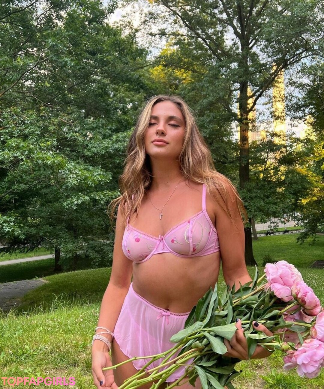 Karina Achaeva profile image