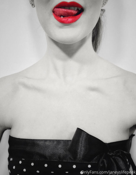 janeyslifepeek star hot images