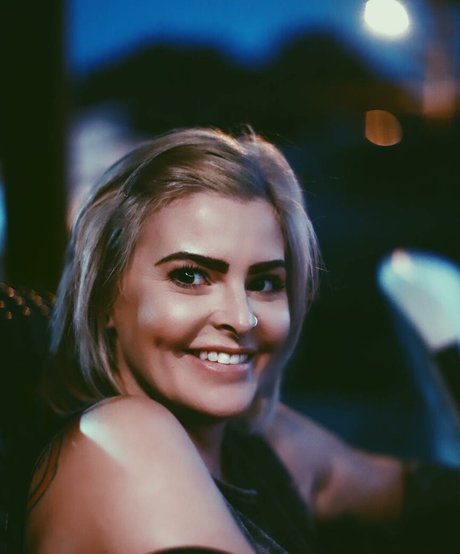 Natalie Rose sexy actress galleries