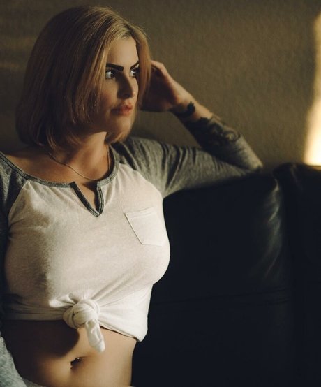 Natalie Rose pornographic model pictures