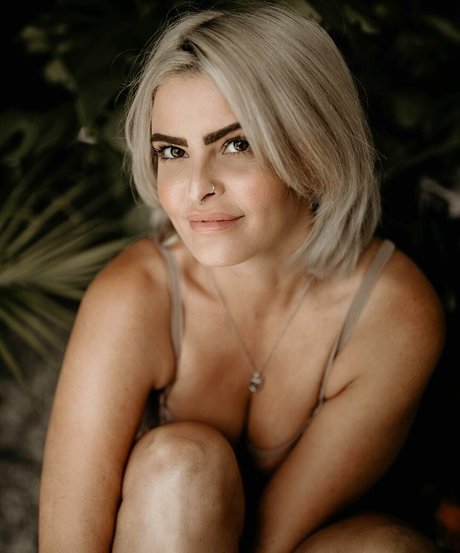 Natalie Rose exclusive actress photos