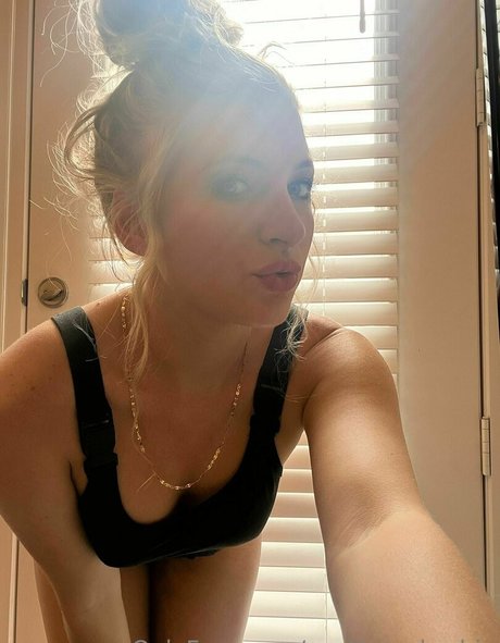 baylie nicolexo model adult images