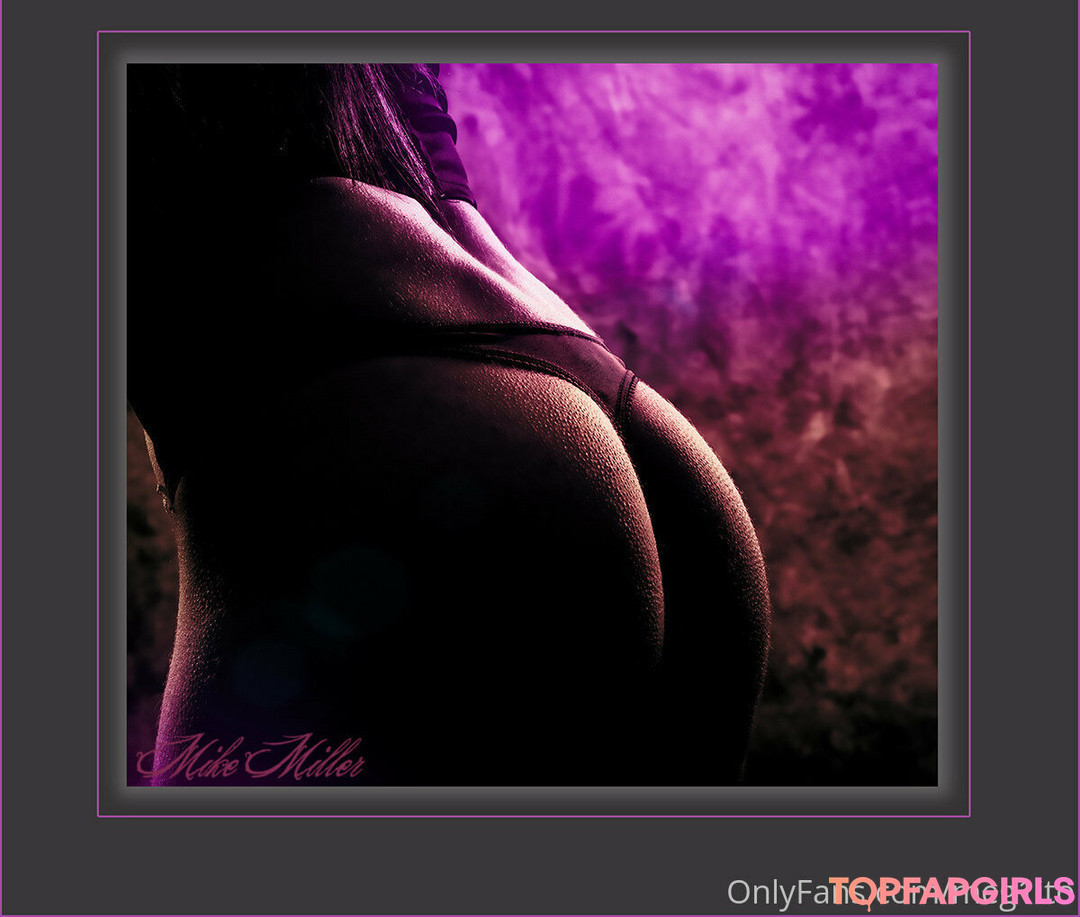 meg1ito naked model images
