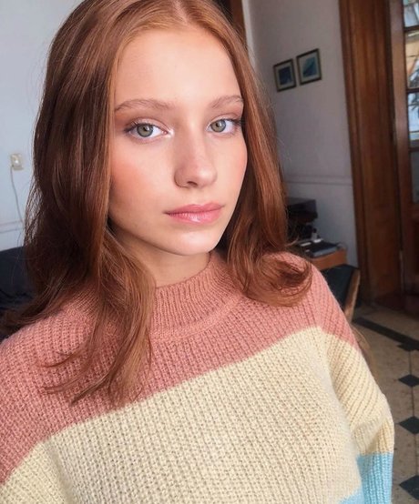 Victoria Biocca star best photos