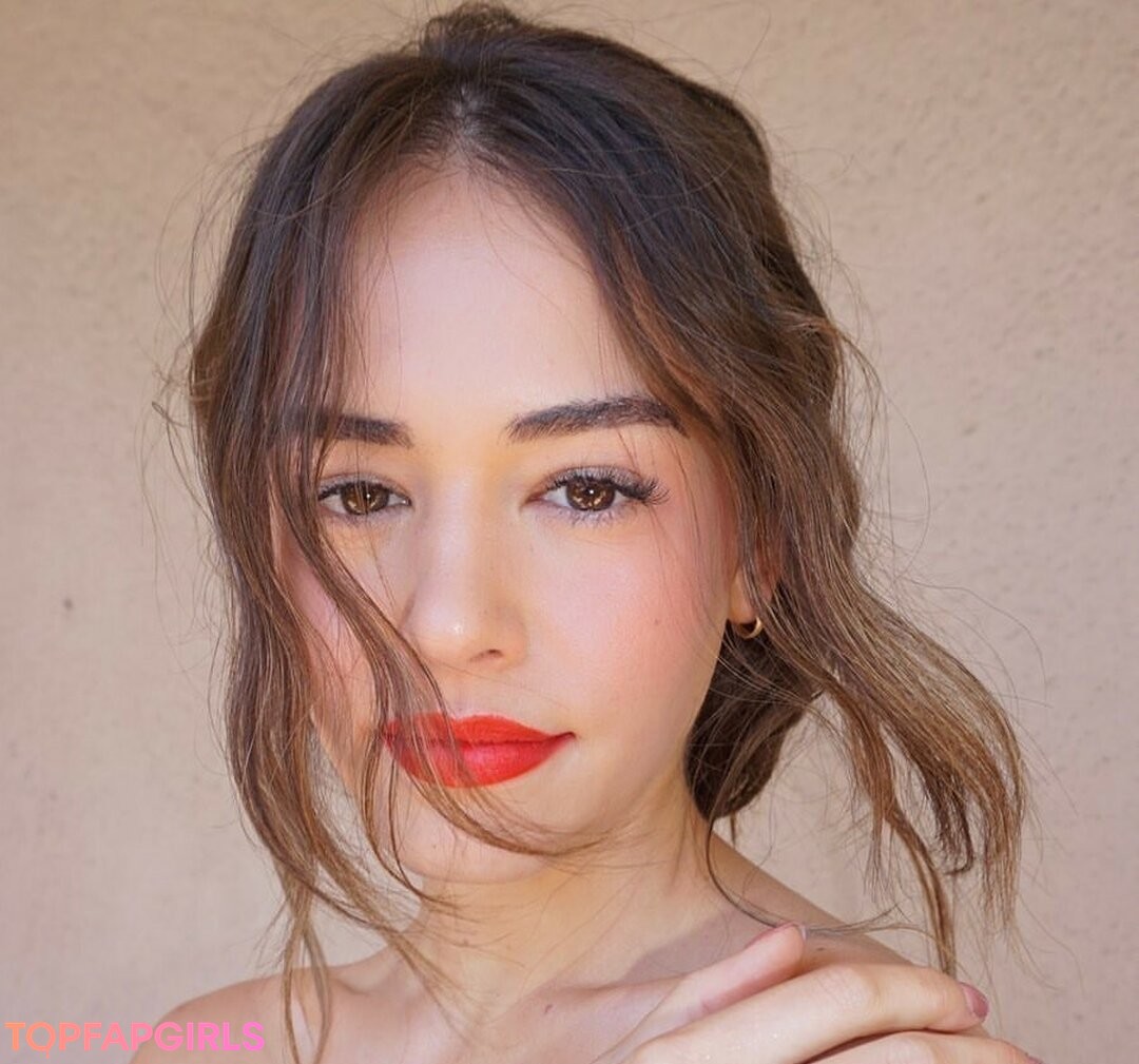 Kaylee Bryant exclusive model images