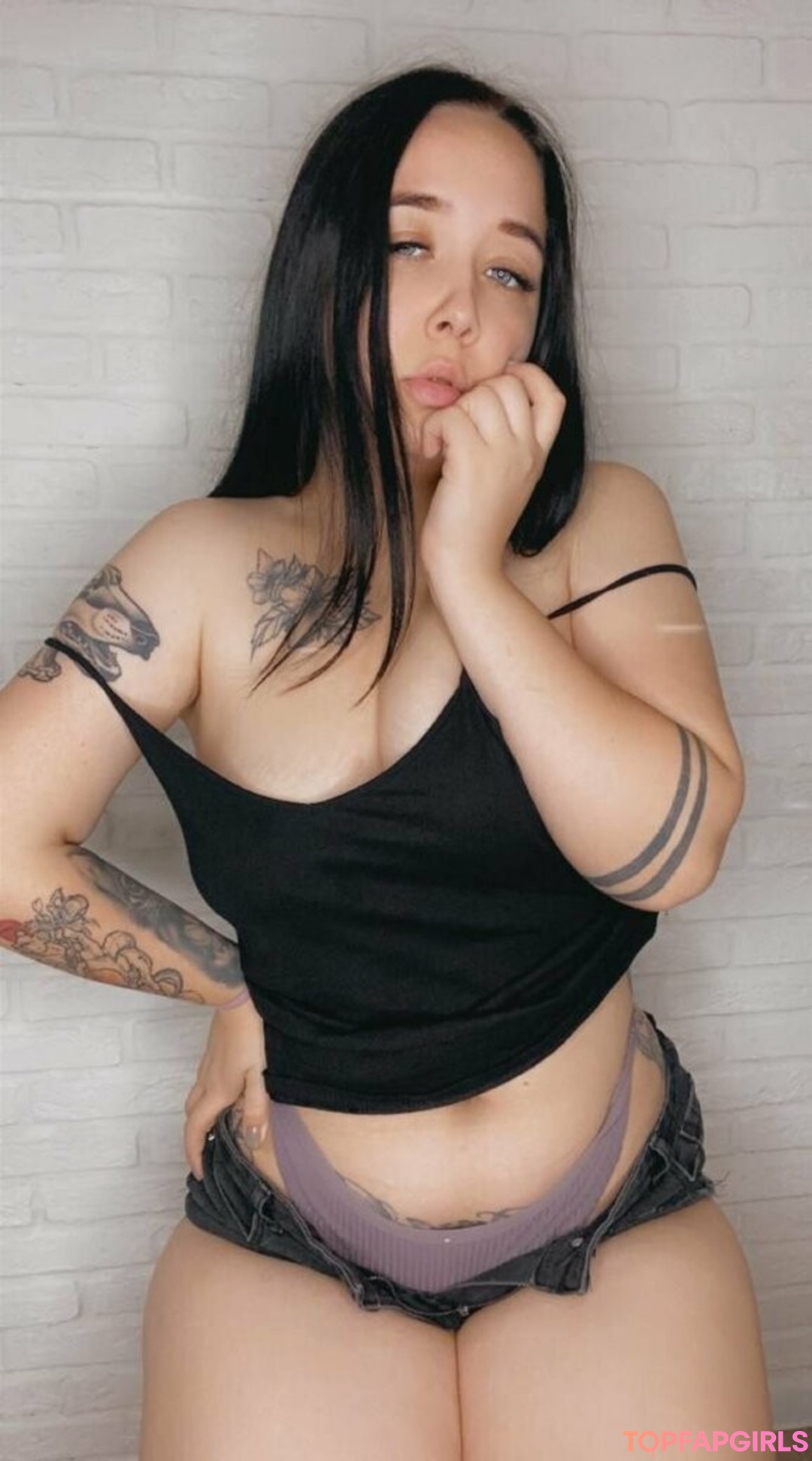 mila1cute pretty model photos
