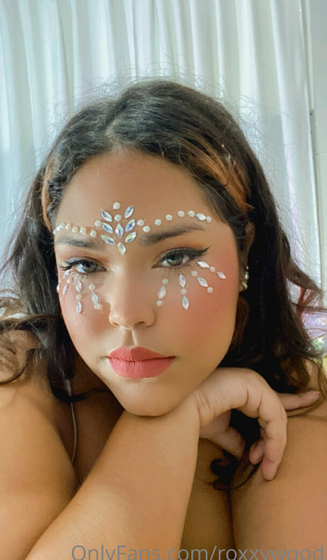 roxxywood profile image