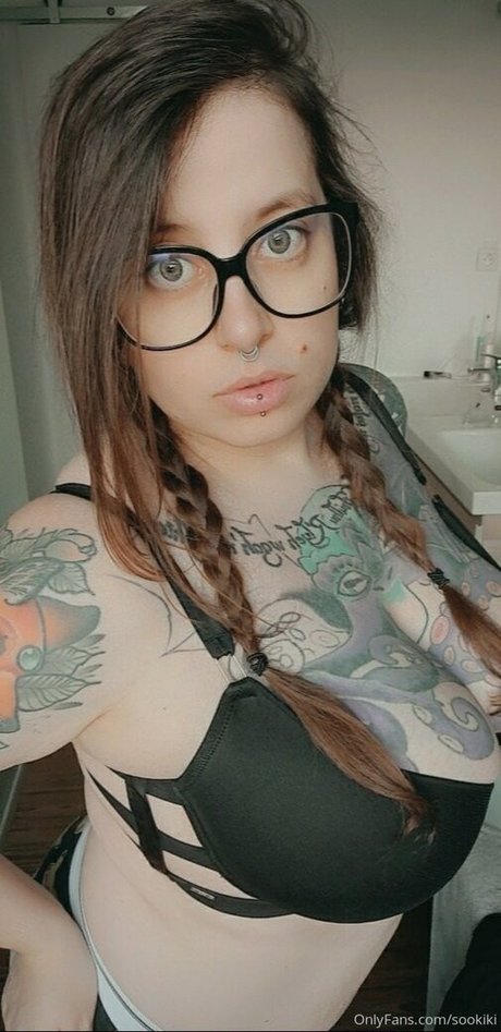 Sookiki naked actress pic