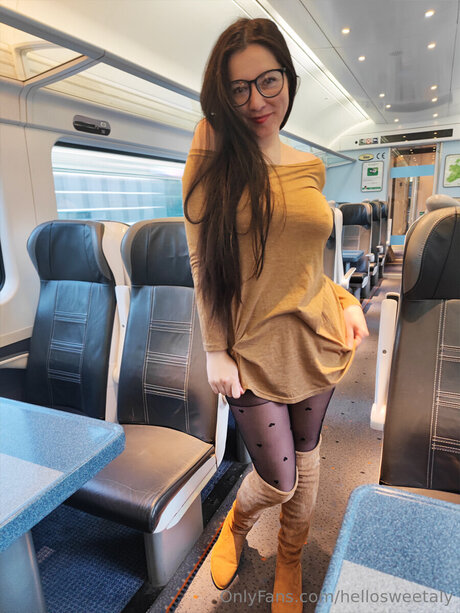 HelloSweetAly best model image