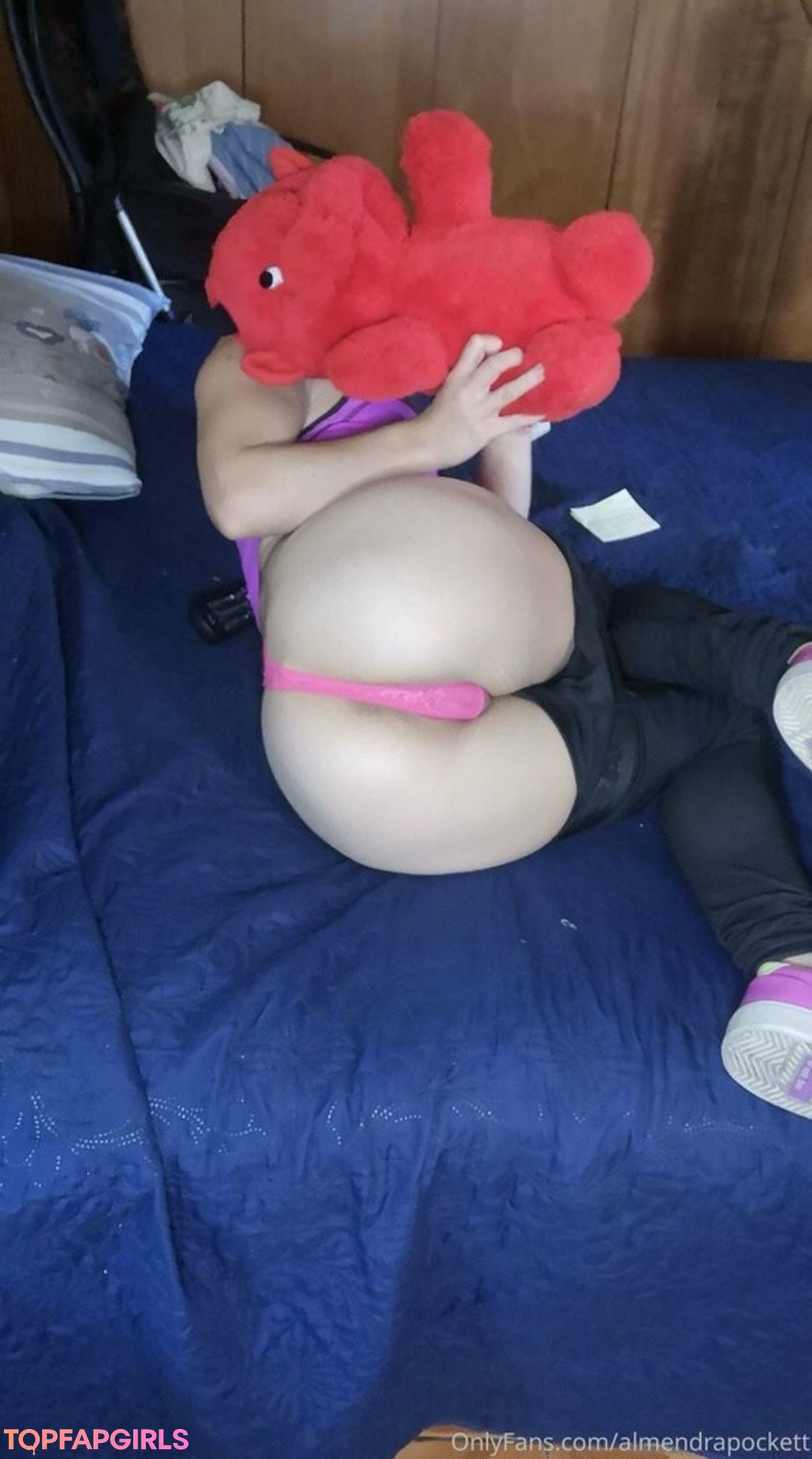white lingerie onlyfans erotic pic