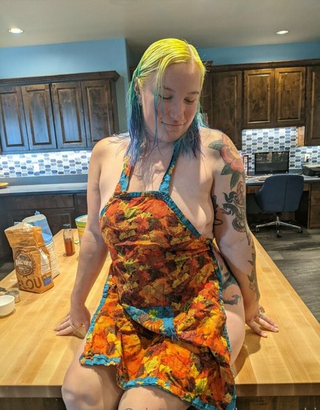 laur zombi nude pornstar pic