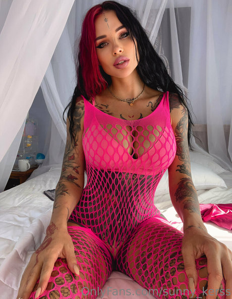 Sunny kerss pretty model picture