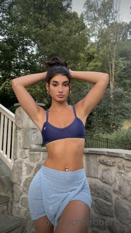 Rachel Robertson star pretty gallery