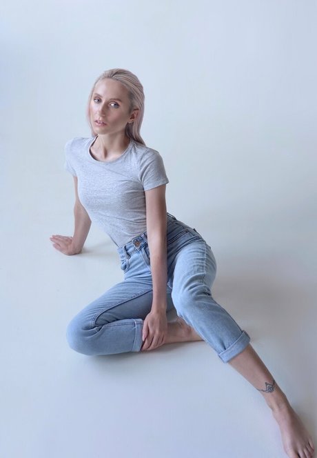 littleponnypink best actress photos