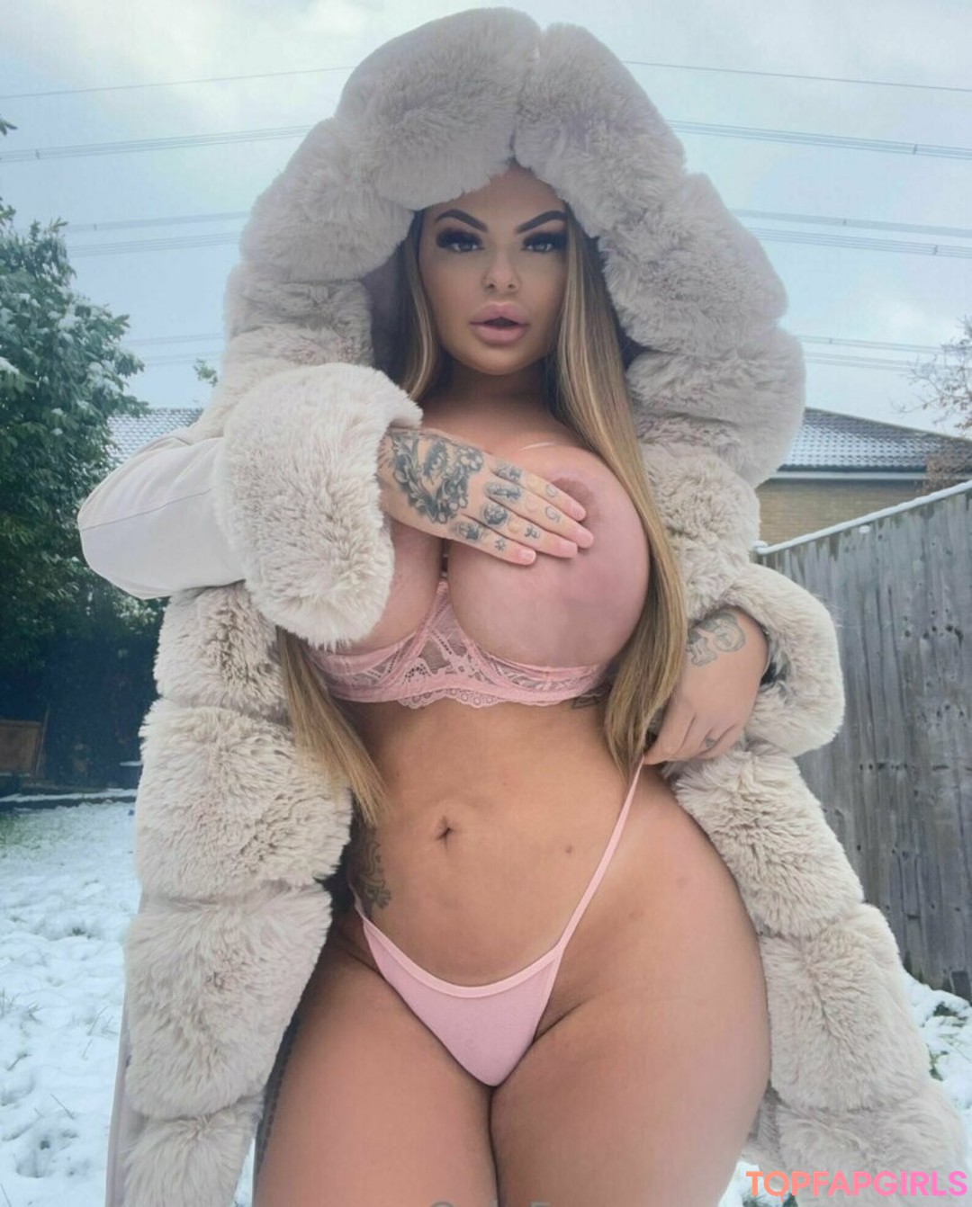 mr essex model erotic pictures