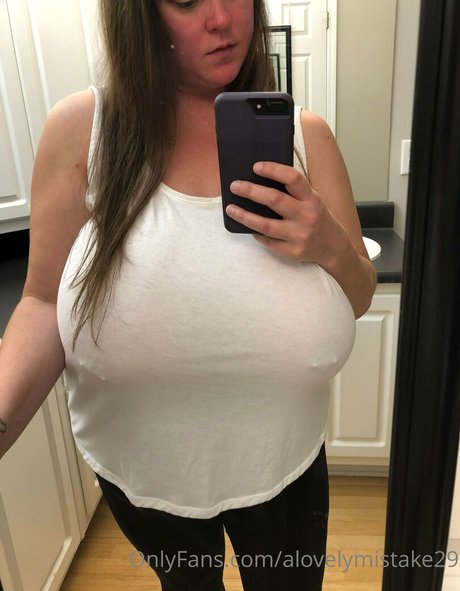 alovelymistake29 naked actress picture