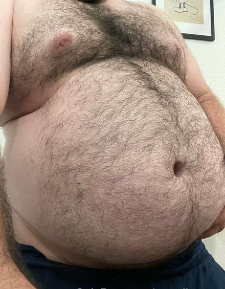 rounding out pretty model photos