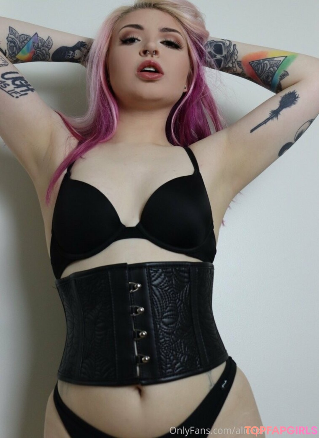 alicephantom free model top photo