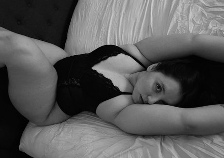 busty bbw onlyfans porno image