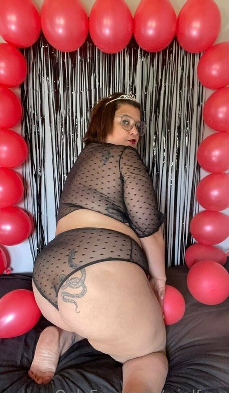 xvalfree pornstar beautiful photos