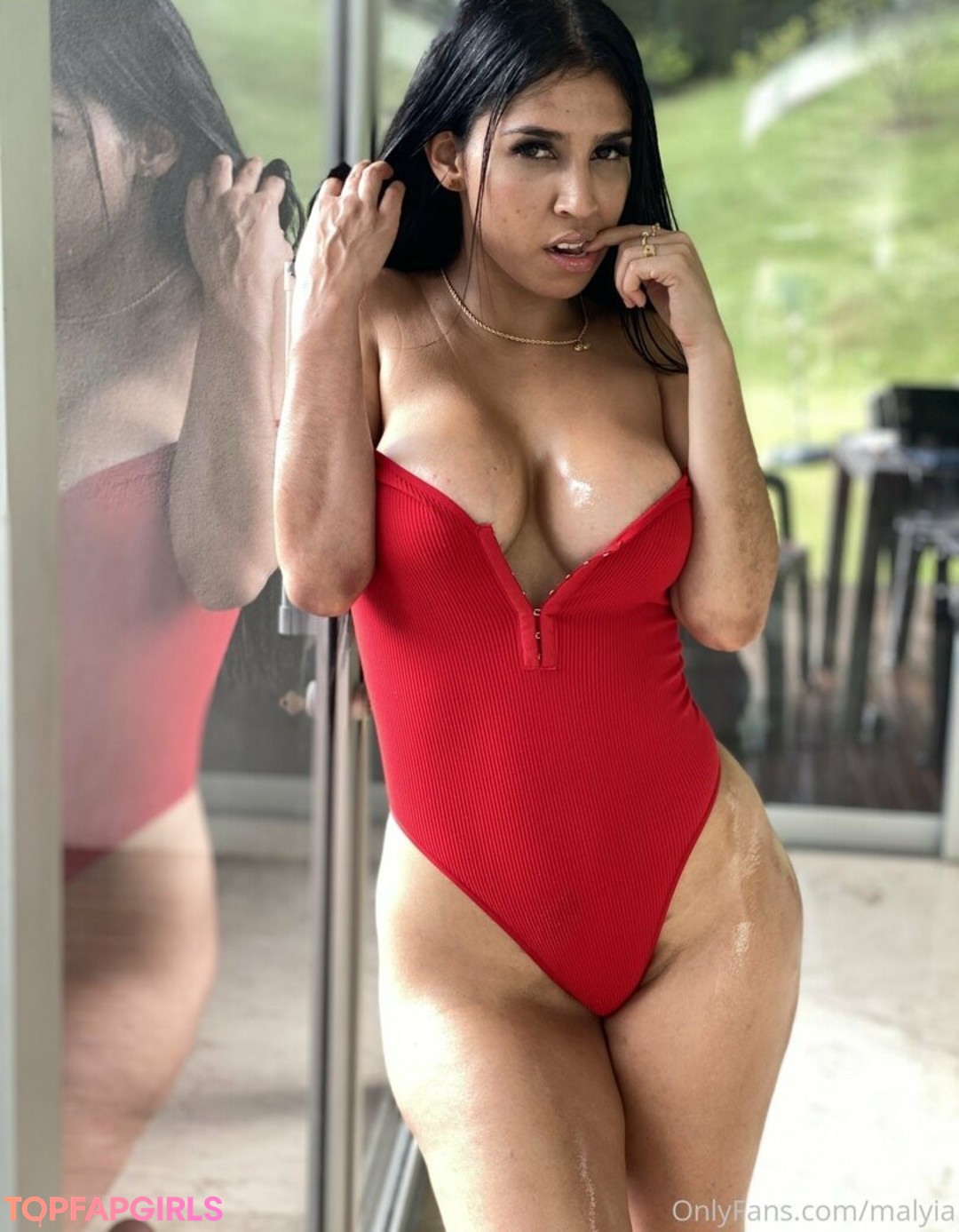 malyia model xxx picture