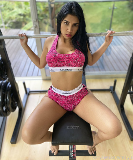 malyia hd model pictures