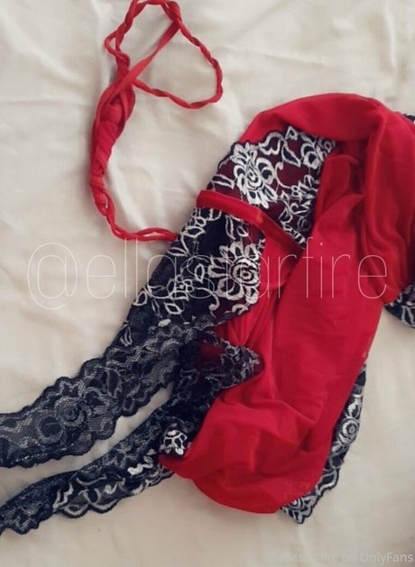 ellastarfire star nude picture